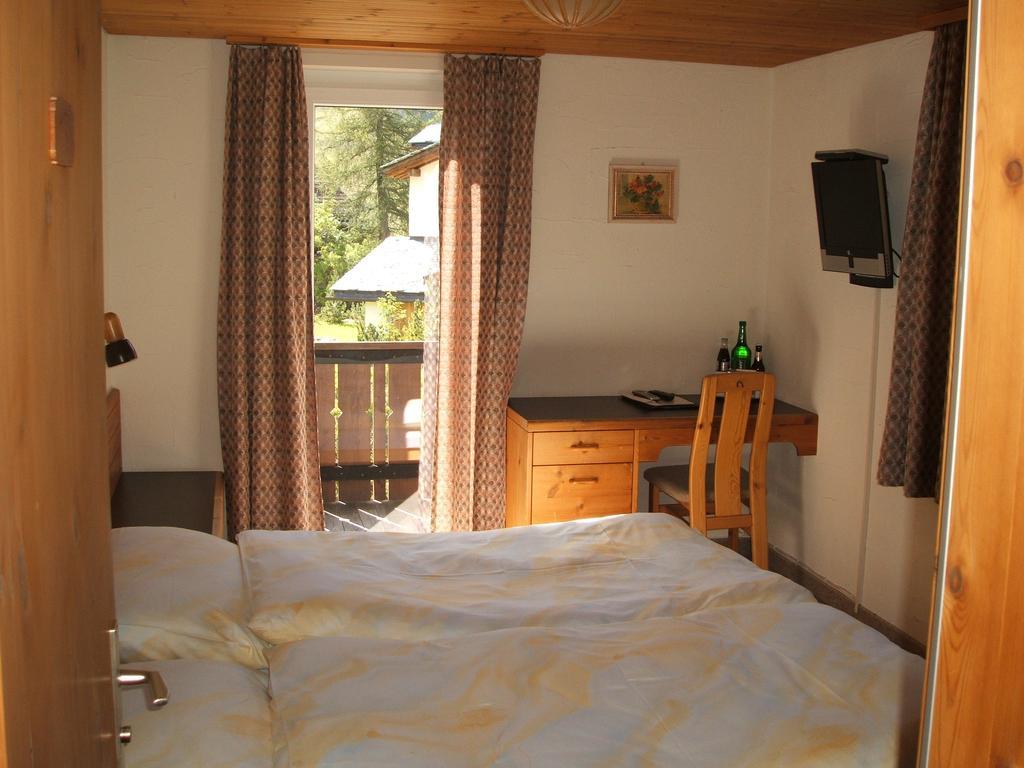 Hotel Erzhorn à Arosa Chambre photo