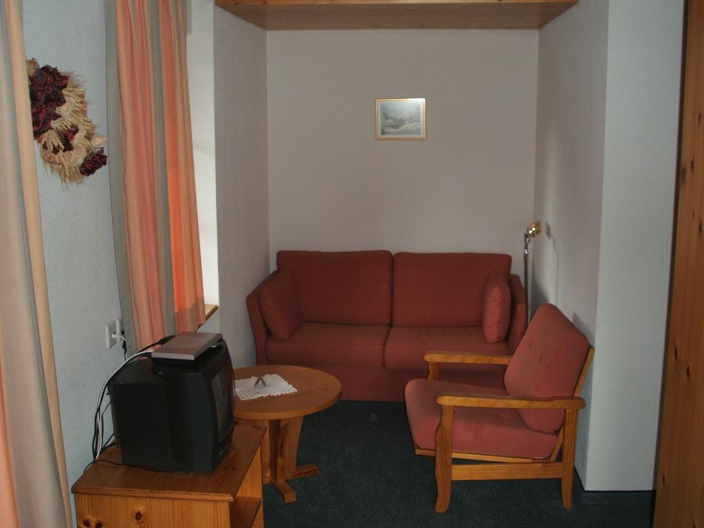 Hotel Erzhorn à Arosa Chambre photo